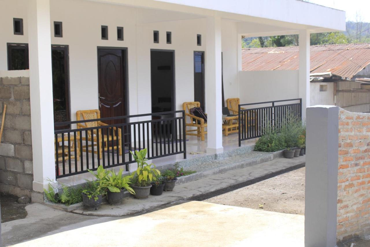 Eja Guest House Ende Exterior photo